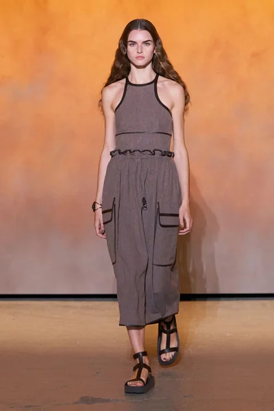 Look 26
